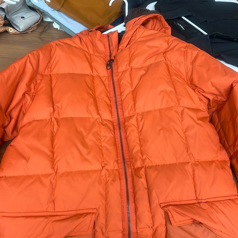 Element orange snow jacket. Men’s large